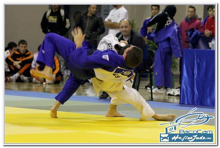 AVILES 2012 0021